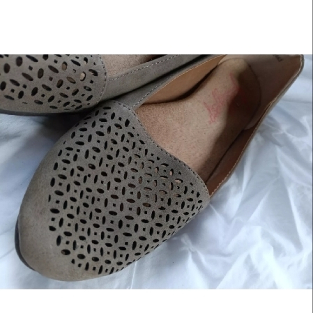 Comfortable Taupe Women's Shoes